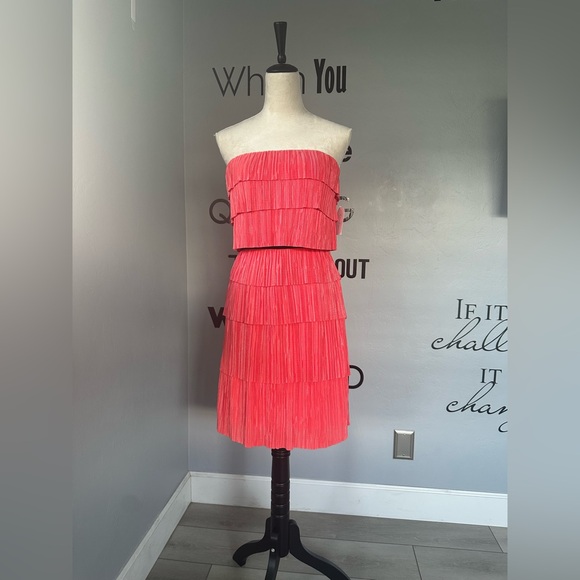 NWT Jessica Simpson Vibrant Coral Dress Size 4 - Picture 1 of 12
